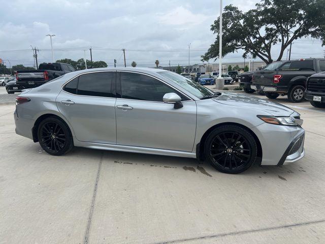 used 2024 Toyota Camry Hybrid car, priced at $33,017