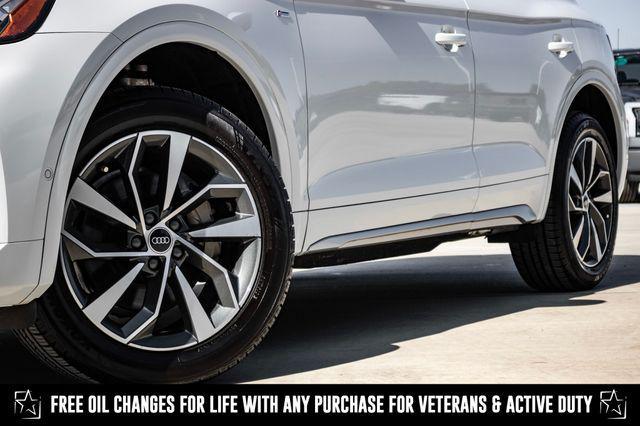 used 2022 Audi Q5 car, priced at $33,513