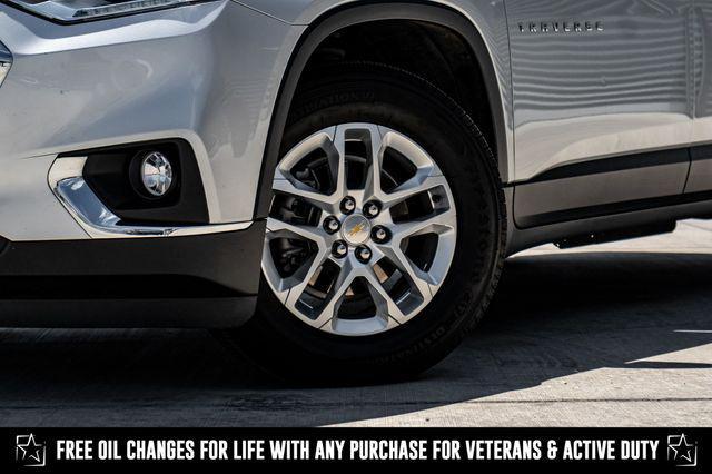 used 2021 Chevrolet Traverse car, priced at $21,620