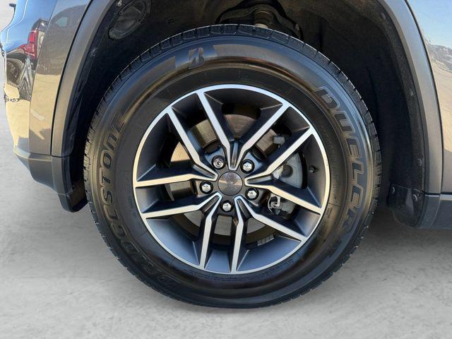 used 2021 Jeep Grand Cherokee car, priced at $21,792