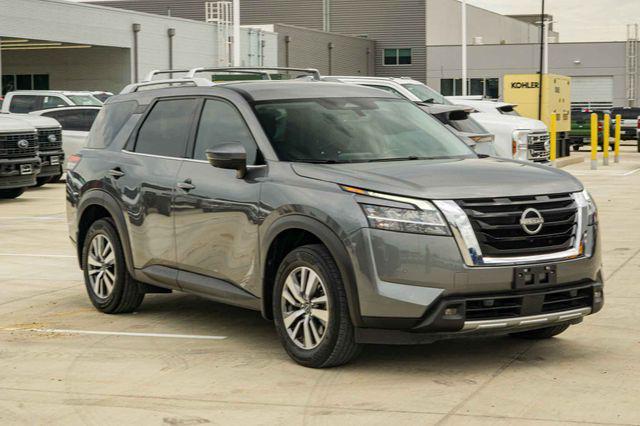 used 2023 Nissan Pathfinder car, priced at $28,546