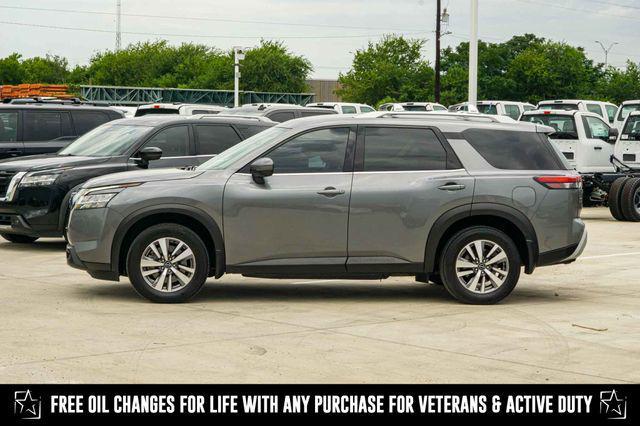 used 2023 Nissan Pathfinder car, priced at $28,546