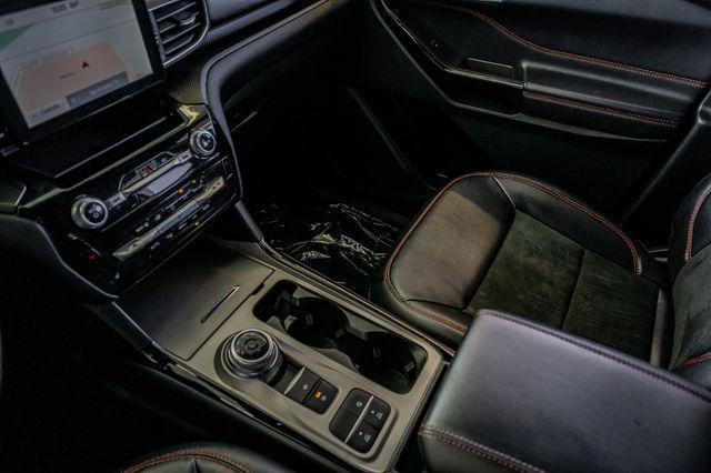 used 2022 Ford Explorer car, priced at $33,233