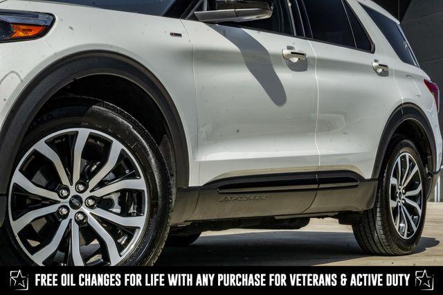 used 2022 Ford Explorer car, priced at $33,233
