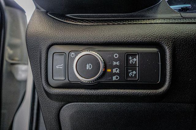 used 2022 Ford Explorer car, priced at $33,233