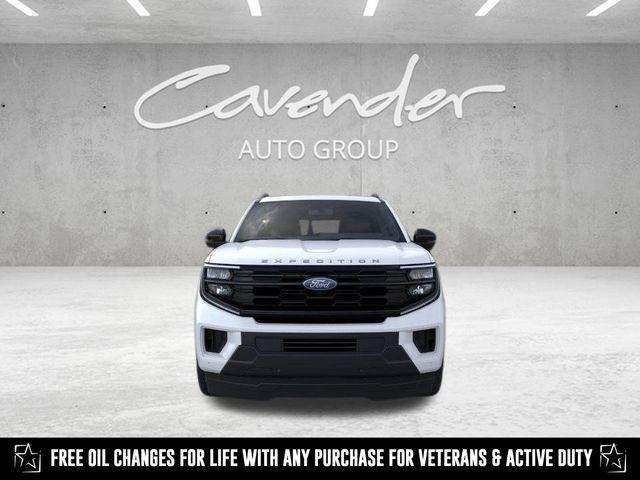 new 2025 Ford Expedition car, priced at $70,895