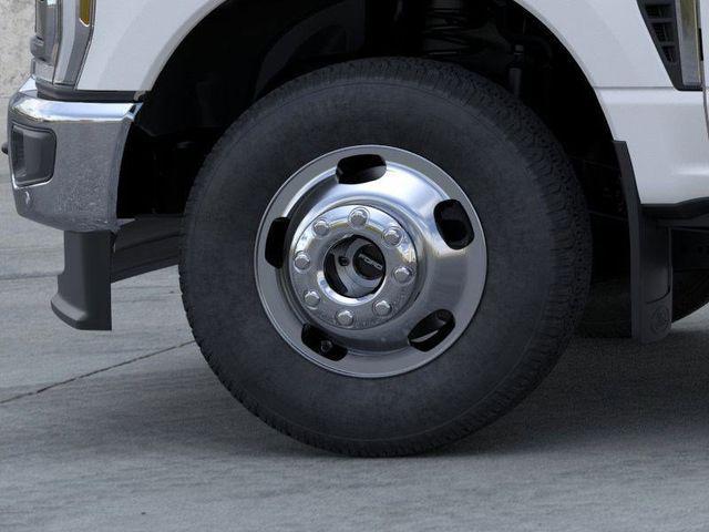 new 2025 Ford F-350 car, priced at $100,735