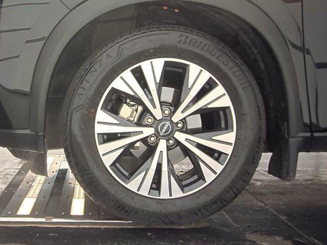 used 2023 Nissan Rogue car, priced at $22,959