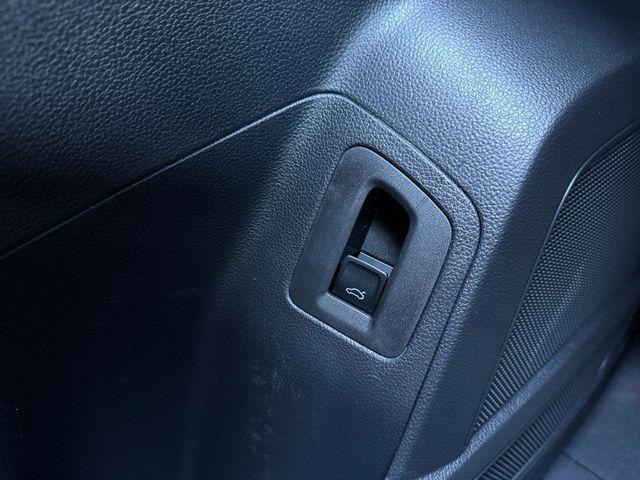 used 2020 Volkswagen Atlas Cross Sport car, priced at $18,788