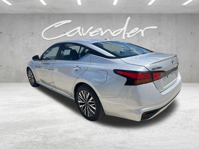 used 2023 Nissan Altima car, priced at $15,988
