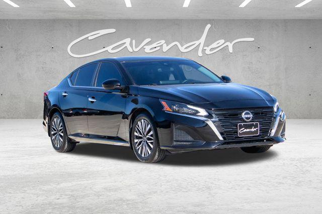 used 2023 Nissan Altima car, priced at $18,963
