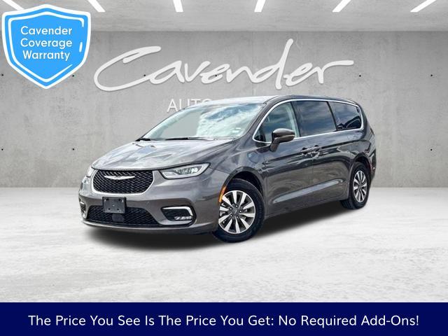 used 2022 Chrysler Pacifica Hybrid car, priced at $23,875