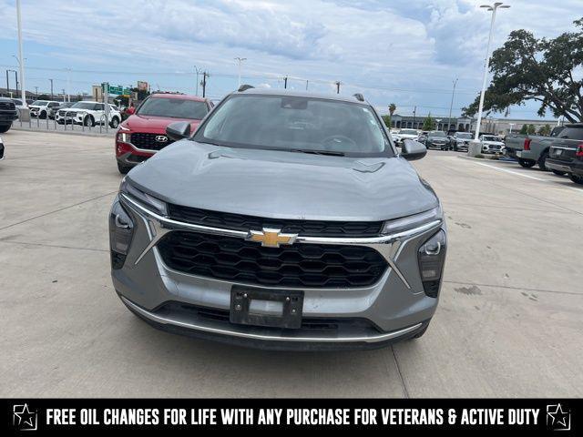 used 2024 Chevrolet Trax car, priced at $22,082