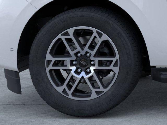 new 2025 Ford Expedition car, priced at $68,605