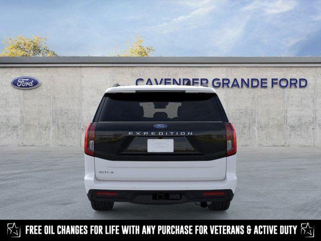 new 2025 Ford Expedition car, priced at $68,605