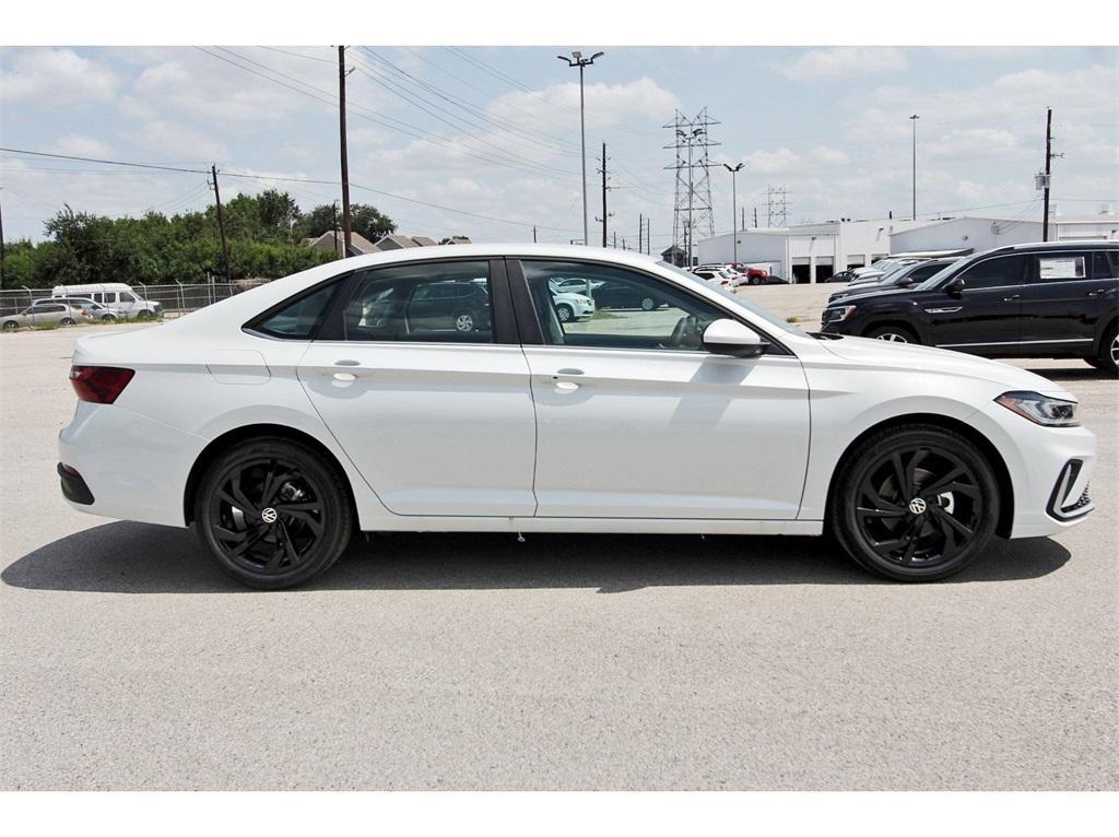 new 2025 Volkswagen Jetta car, priced at $27,338