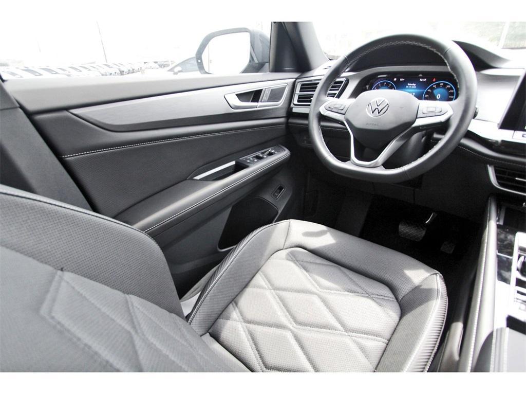 new 2025 Volkswagen Atlas Cross Sport car, priced at $42,657