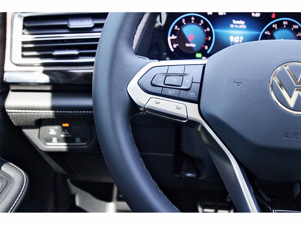 new 2026 Volkswagen Atlas car, priced at $56,216