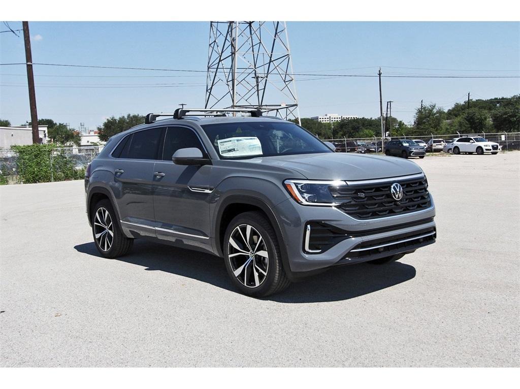 new 2026 Volkswagen Atlas Cross Sport car, priced at $54,946