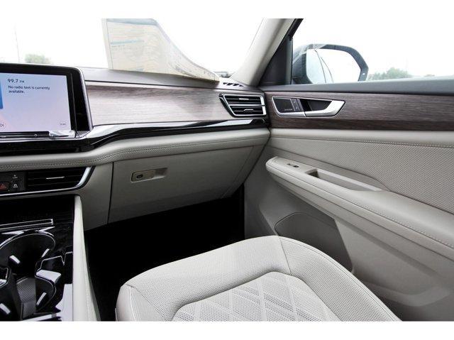 new 2025 Volkswagen Atlas car, priced at $53,911