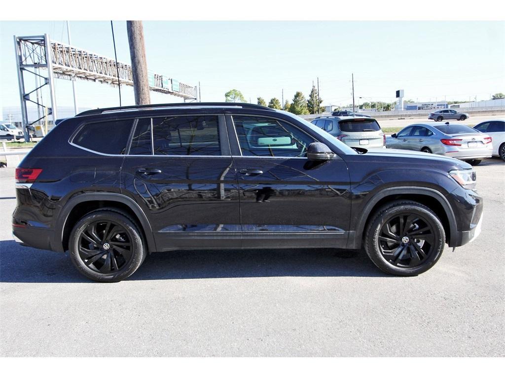 used 2023 Volkswagen Atlas car, priced at $25,991