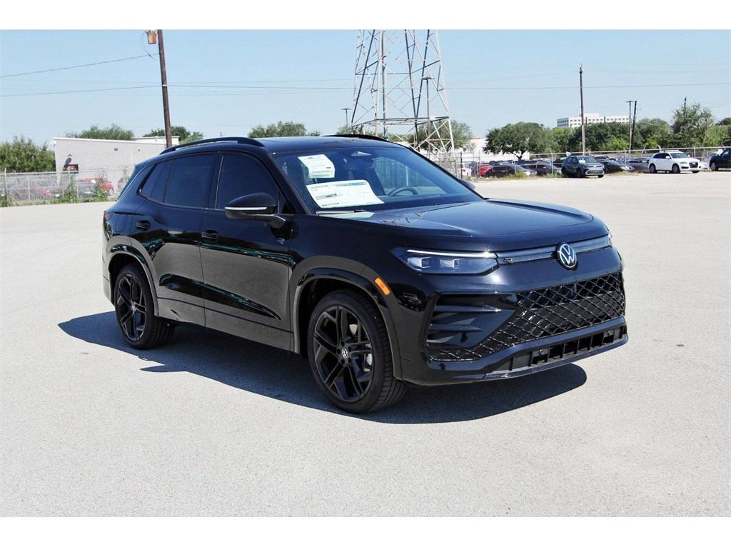 new 2025 Volkswagen Tiguan car, priced at $37,346