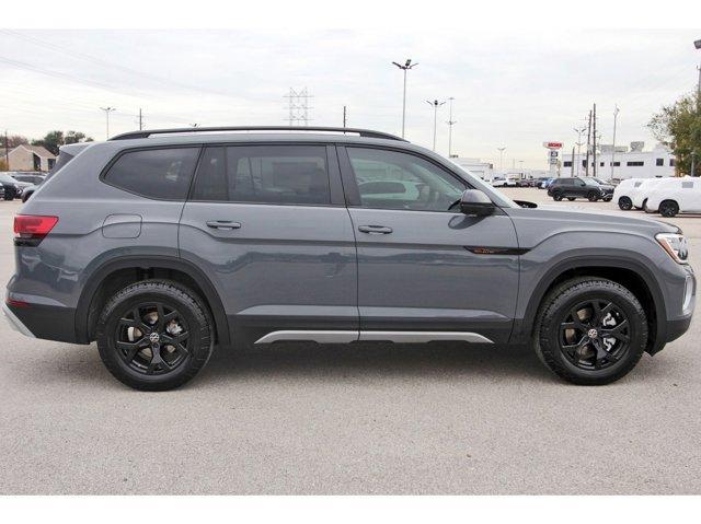 new 2025 Volkswagen Atlas car, priced at $46,531