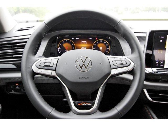 new 2025 Volkswagen Atlas car, priced at $46,076