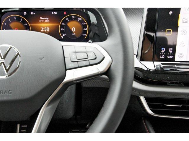 new 2025 Volkswagen Atlas car, priced at $46,076