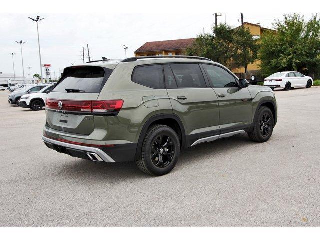 new 2025 Volkswagen Atlas car, priced at $46,076