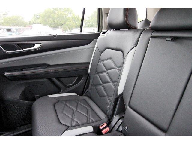 new 2025 Volkswagen Atlas car, priced at $46,076