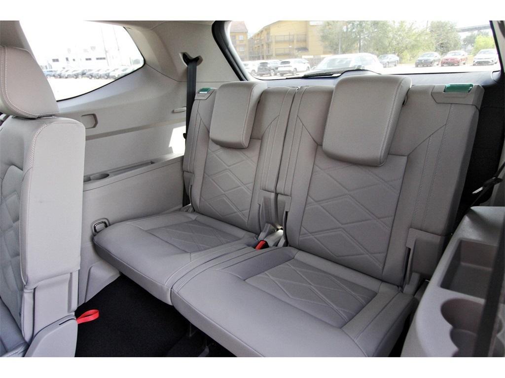 new 2026 Volkswagen Atlas car, priced at $45,153