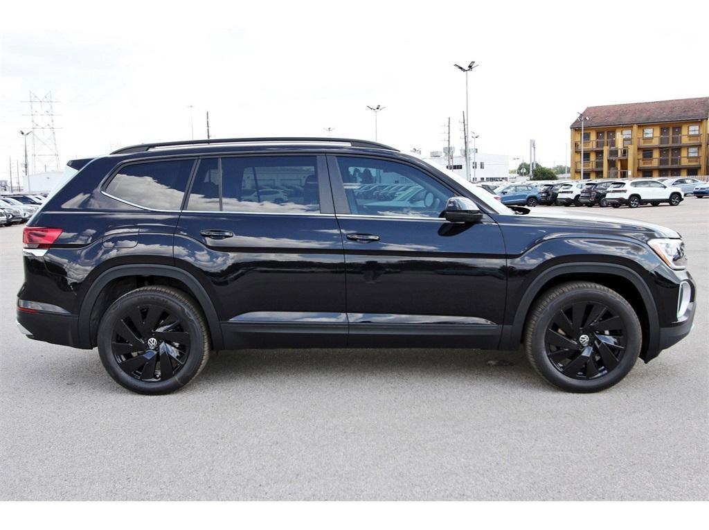 new 2026 Volkswagen Atlas car, priced at $45,153