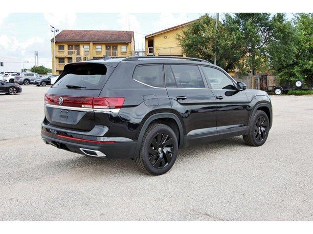 new 2025 Volkswagen Atlas car, priced at $43,016