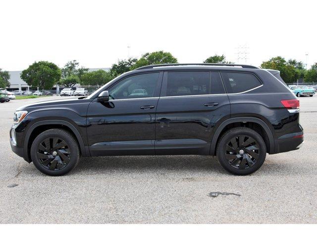 new 2025 Volkswagen Atlas car, priced at $43,016