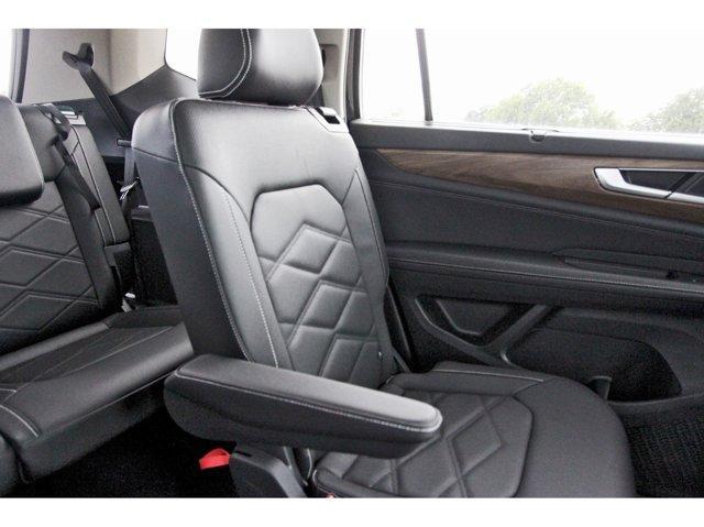 new 2025 Volkswagen Atlas car, priced at $43,016