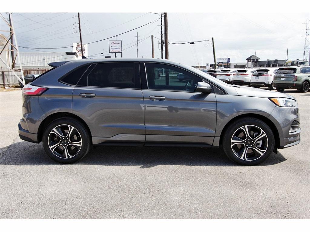 used 2022 Ford Edge car, priced at $26,691