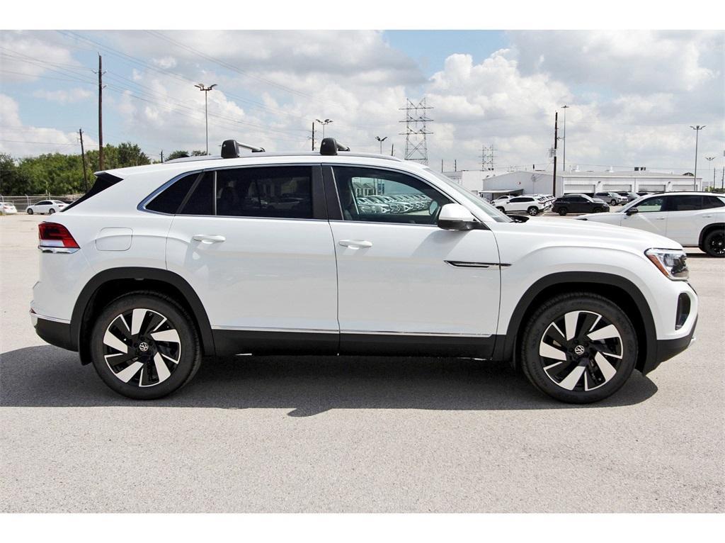 new 2026 Volkswagen Atlas Cross Sport car, priced at $51,571