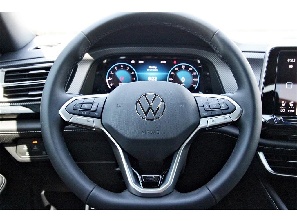 new 2026 Volkswagen Atlas Cross Sport car, priced at $51,986