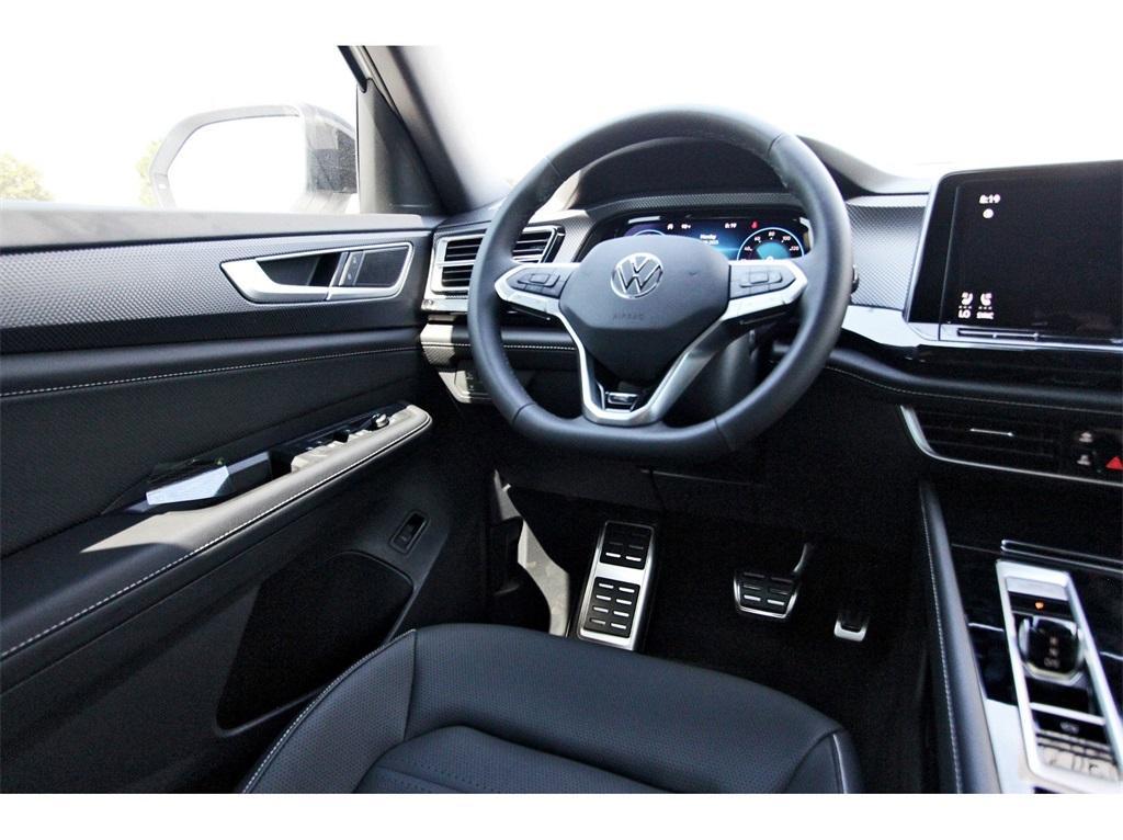 new 2026 Volkswagen Atlas Cross Sport car, priced at $51,986