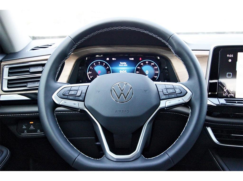new 2026 Volkswagen Atlas car, priced at $40,406