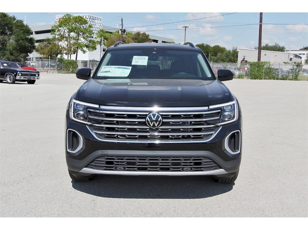 new 2026 Volkswagen Atlas car, priced at $40,406
