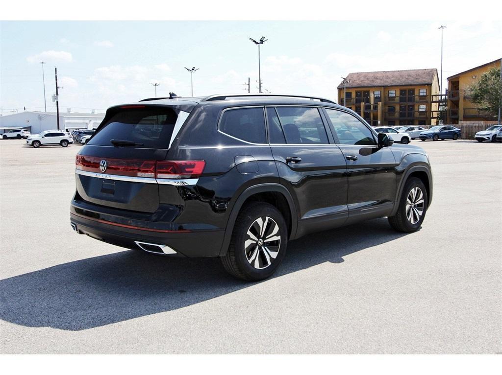 new 2026 Volkswagen Atlas car, priced at $40,406