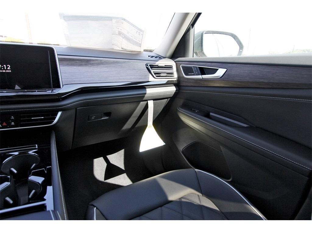 new 2026 Volkswagen Atlas car, priced at $55,779