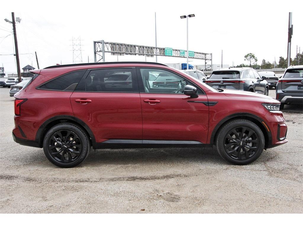 used 2022 Kia Sorento car, priced at $26,708