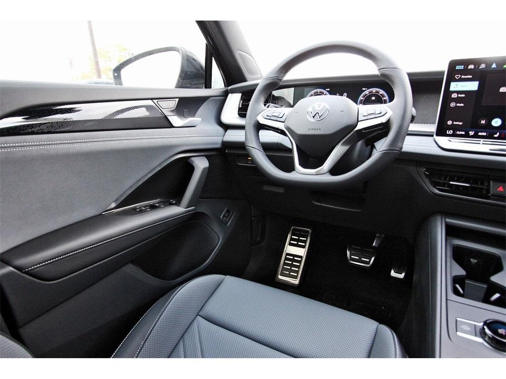 new 2025 Volkswagen Tiguan car, priced at $37,160