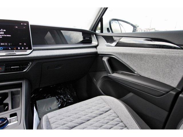 new 2025 Volkswagen Tiguan car, priced at $30,515