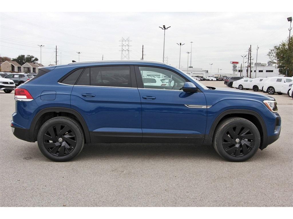 new 2025 Volkswagen Atlas Cross Sport car, priced at $43,764