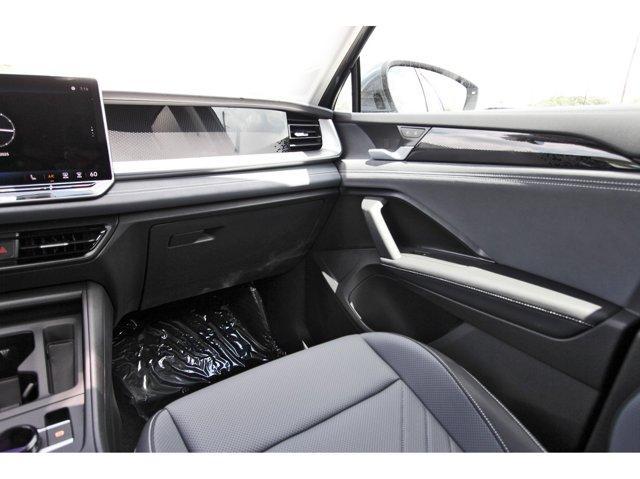 new 2025 Volkswagen Tiguan car, priced at $34,277