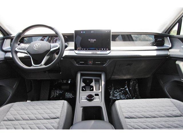 new 2025 Volkswagen Tiguan car, priced at $31,499